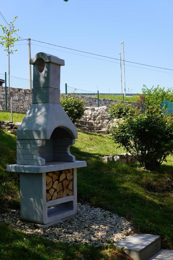 Apartments Manitovac M Nikšić المظهر الخارجي الصورة