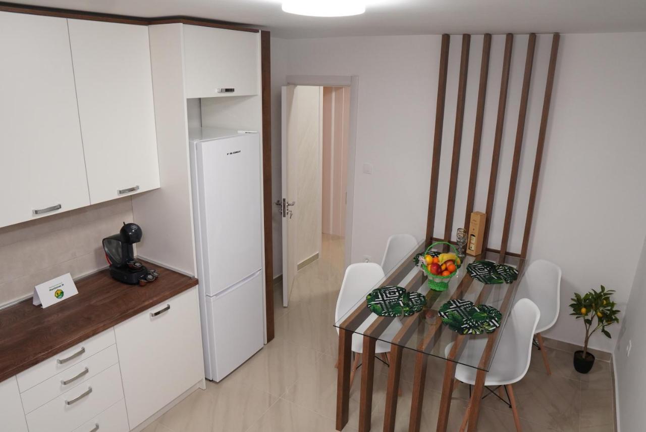 Apartments Manitovac M Nikšić المظهر الخارجي الصورة